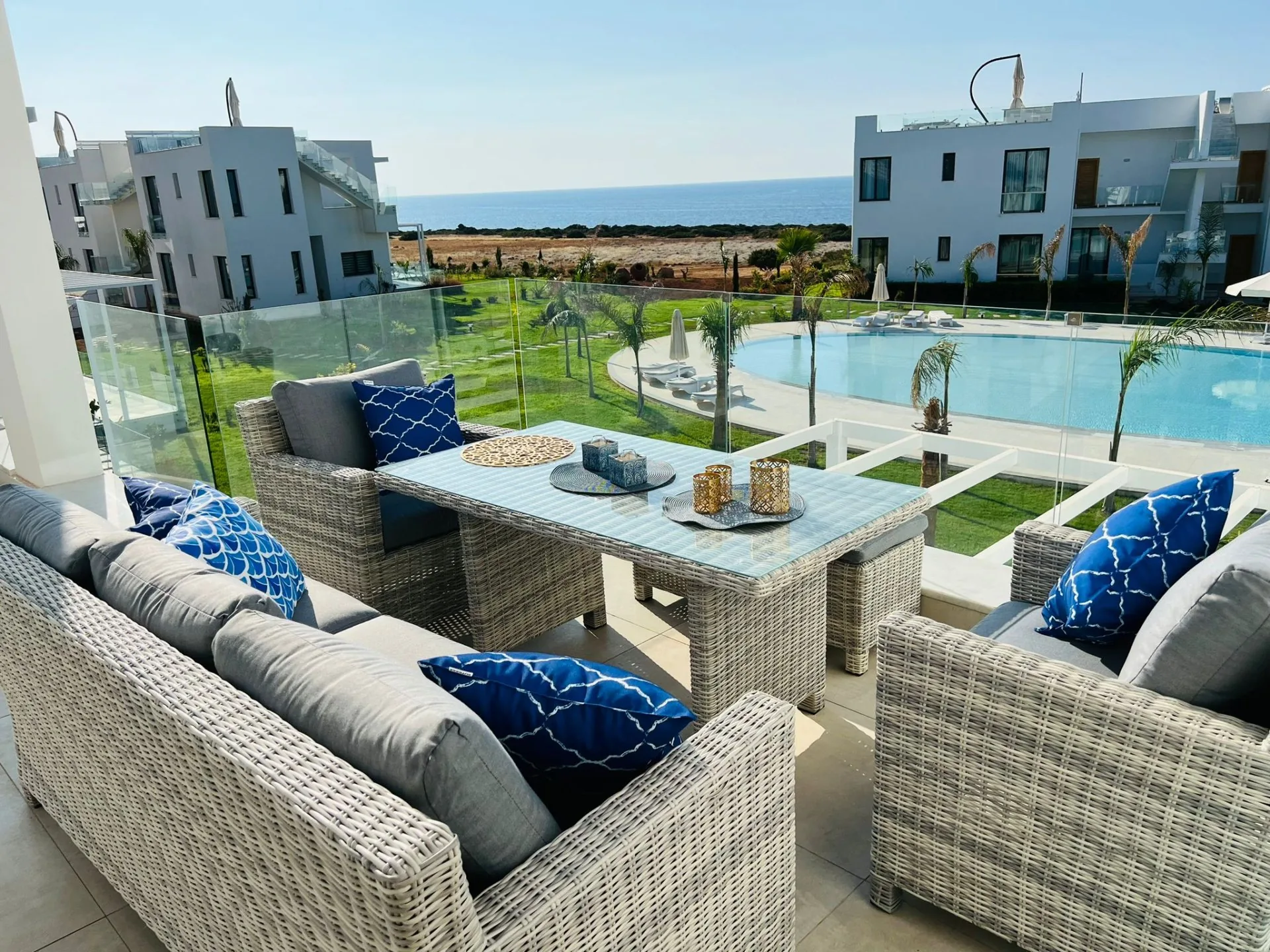 Luxurious 2-Bedroom Penthouse in The Resort