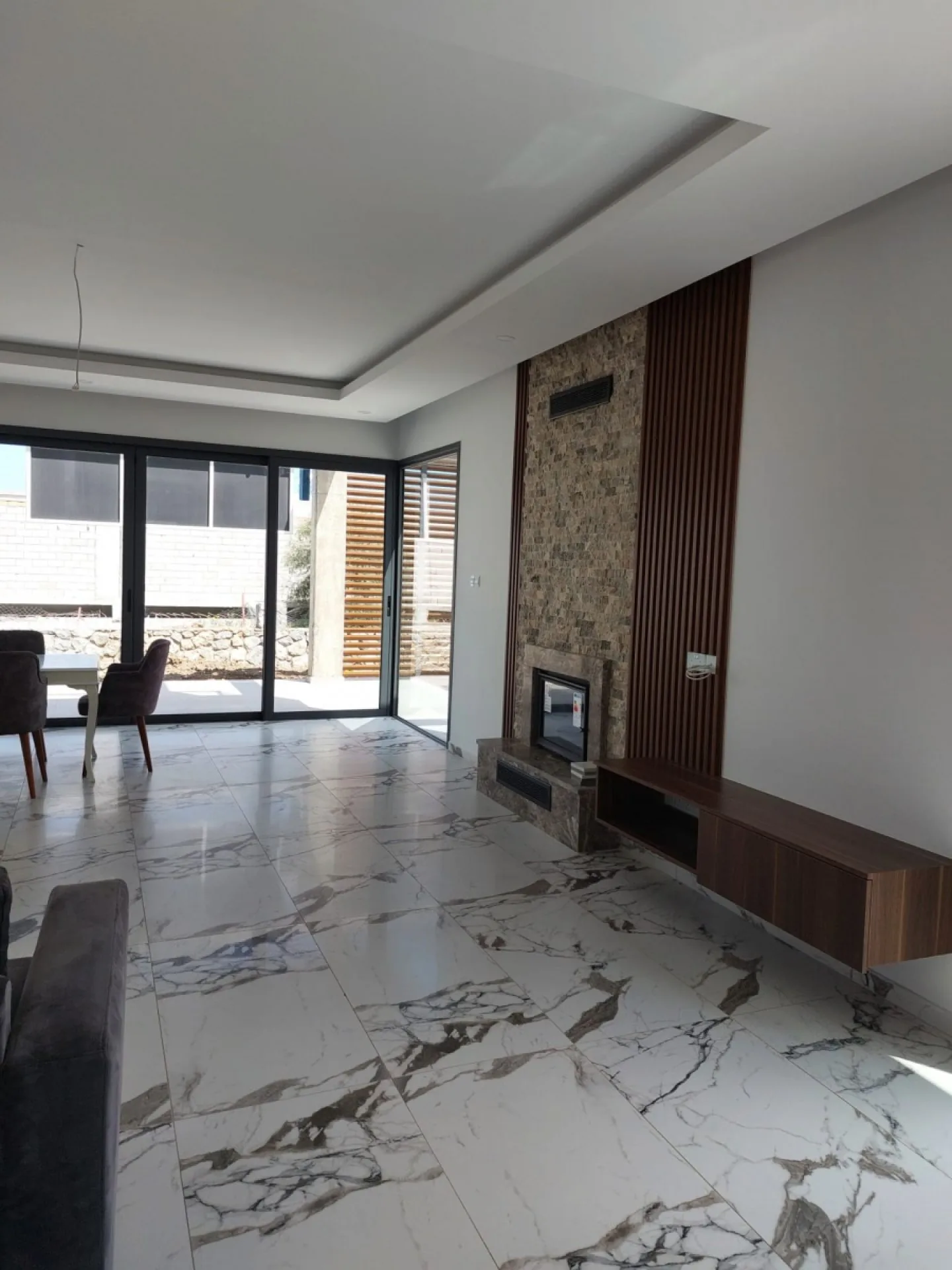 View 10