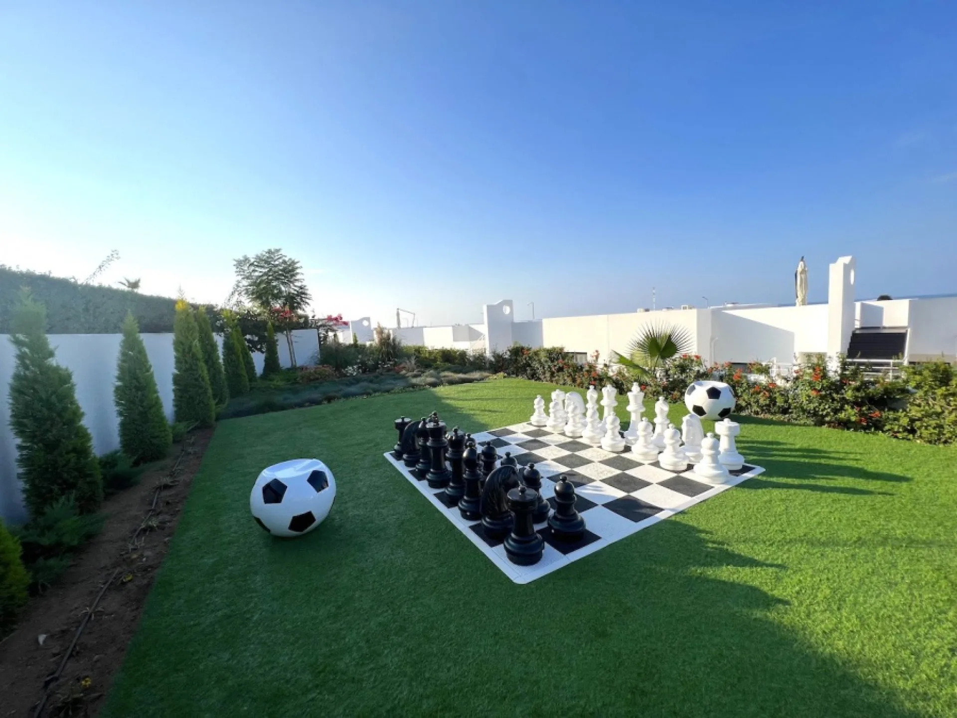 View 16