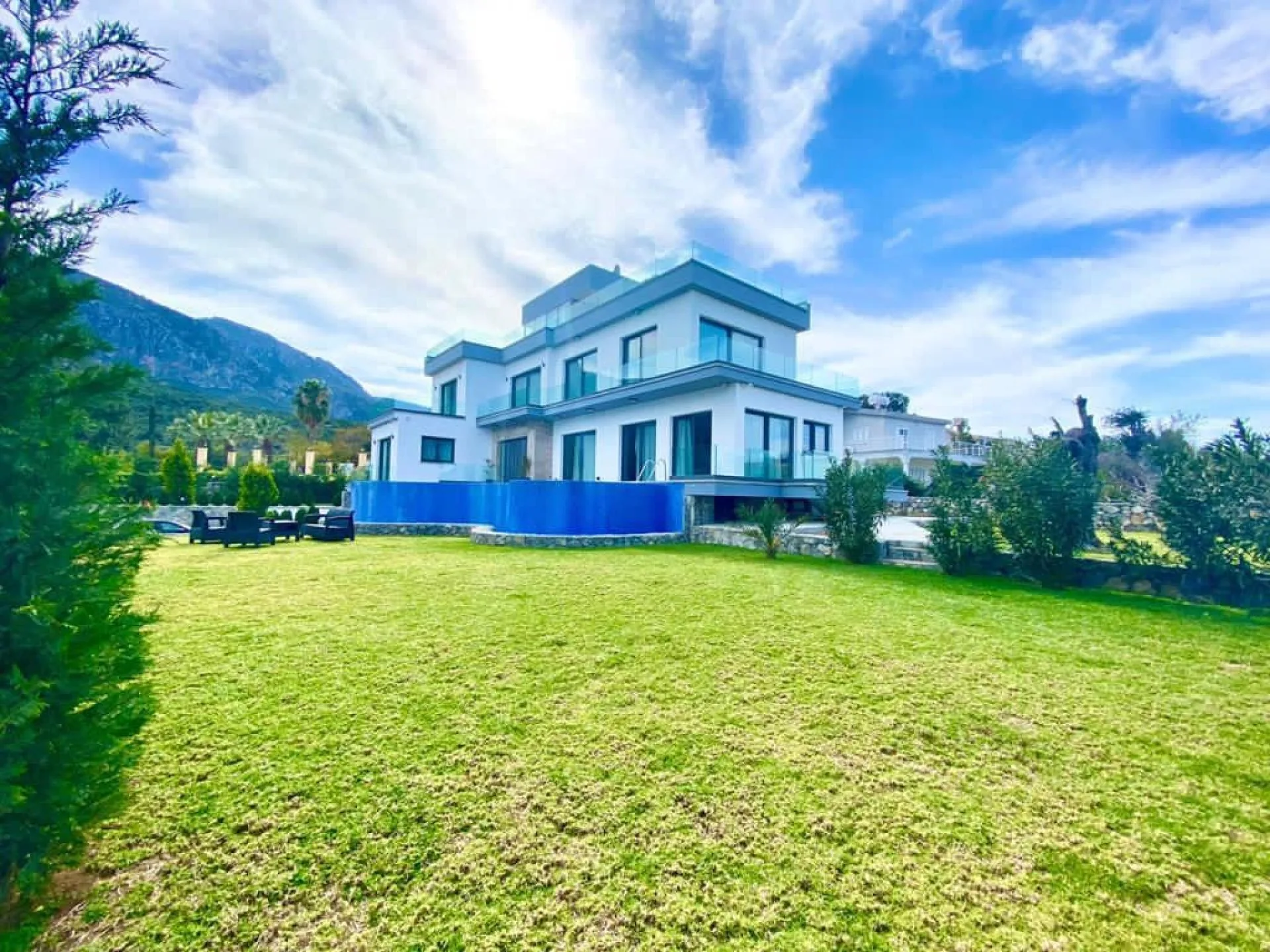 4 bedroom completed Luxury Villa